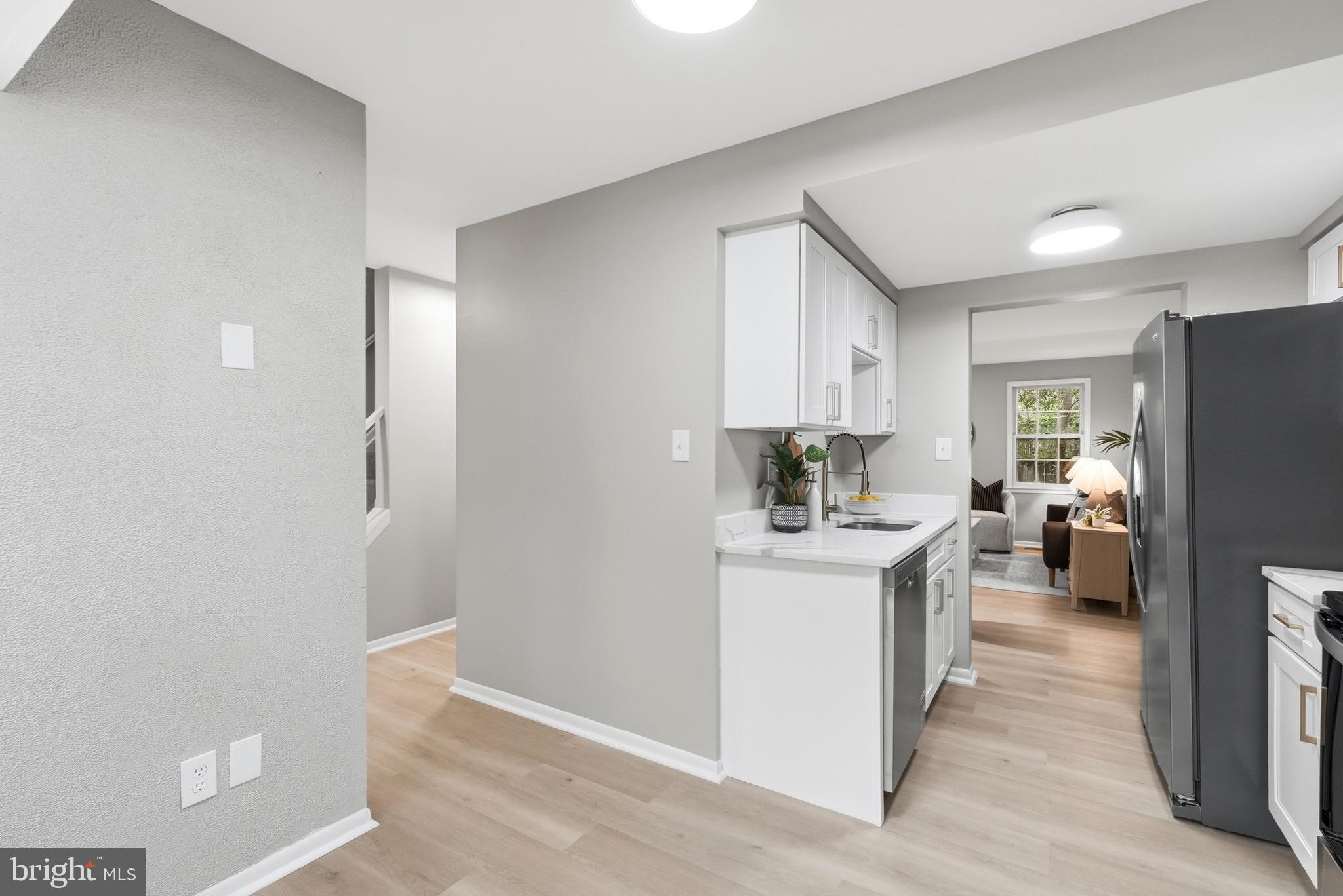 CROFTON SQUARE - Residential