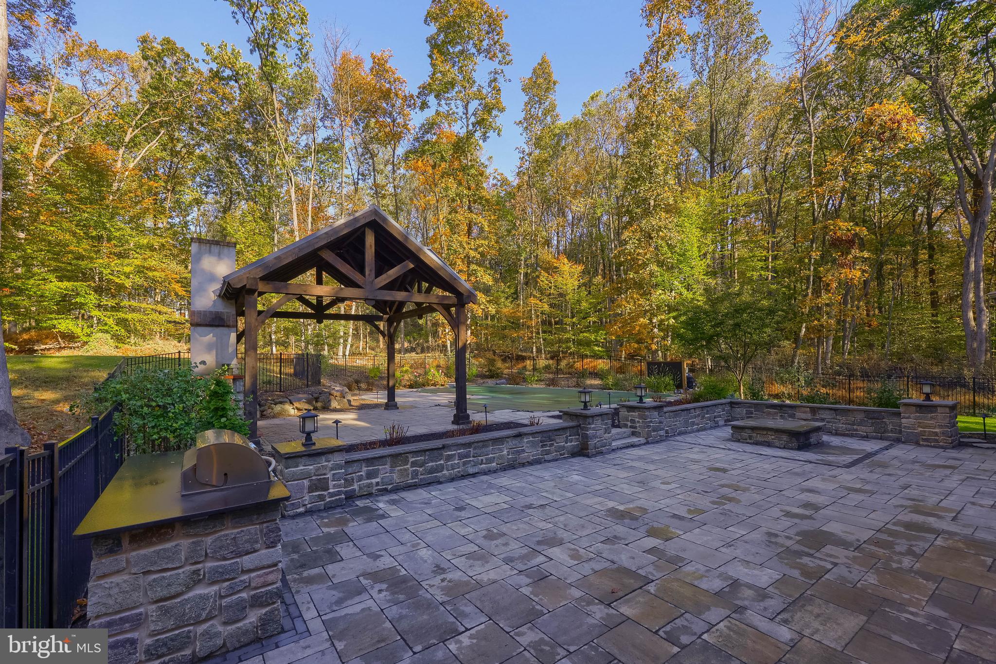 FOREST RIDGE - Residential