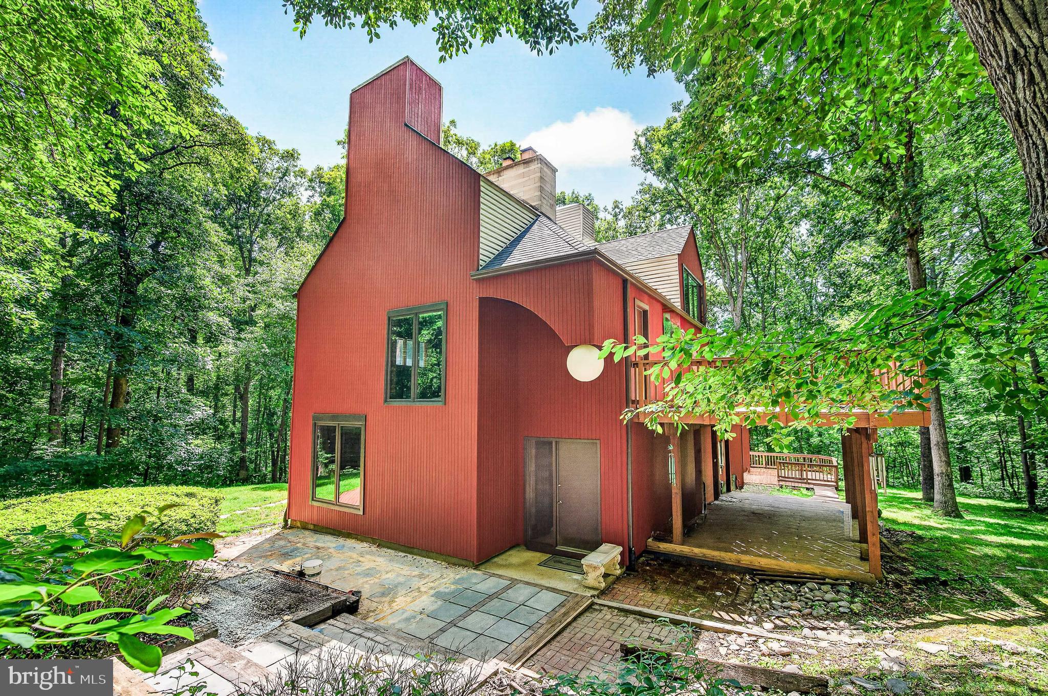 RESTON - Residential
