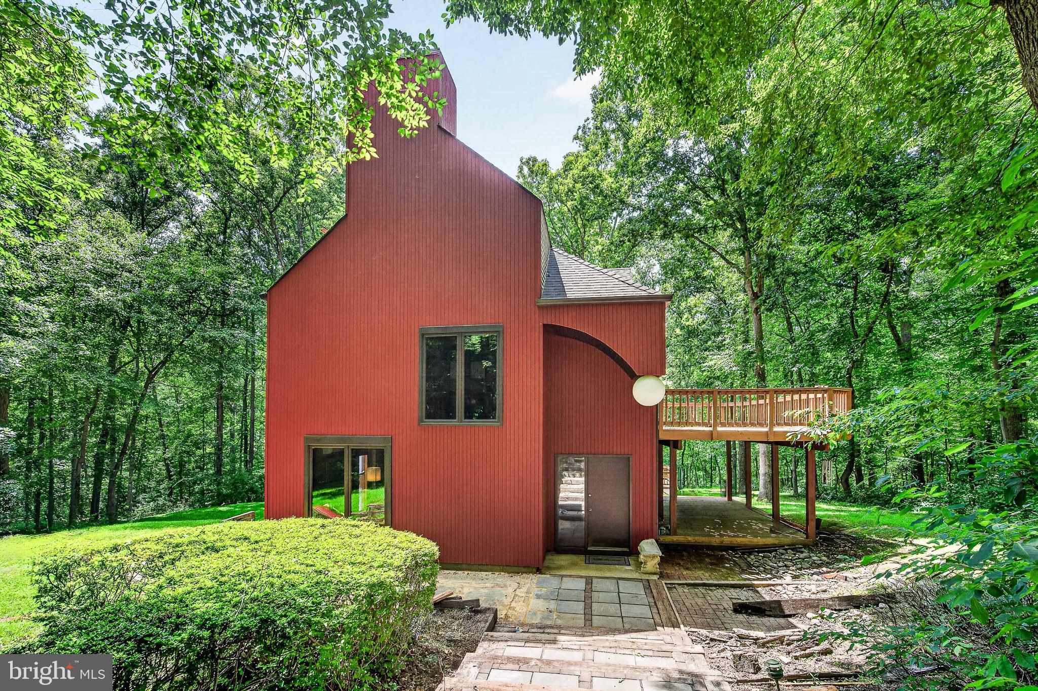 RESTON - Residential