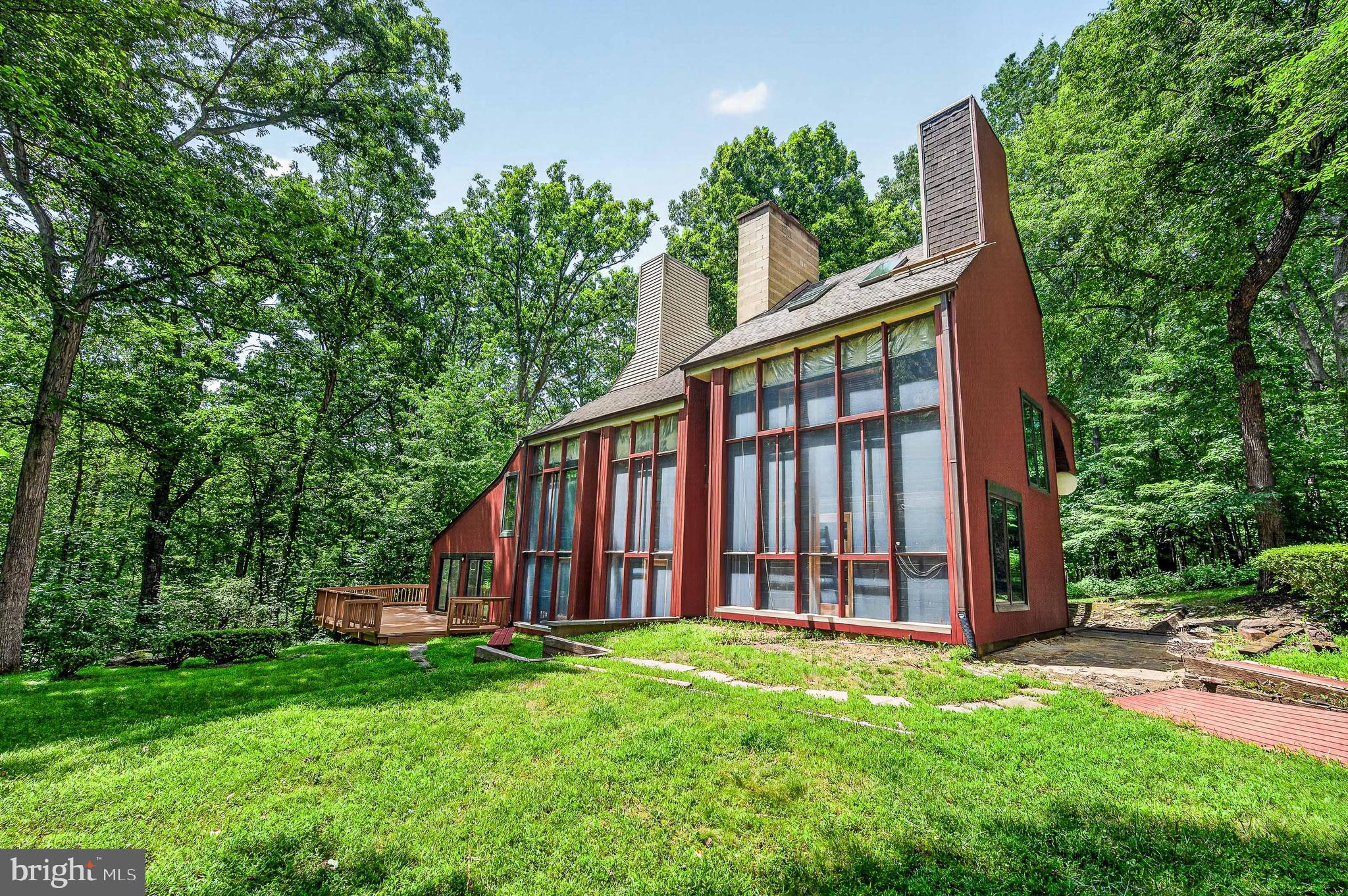 RESTON - Residential