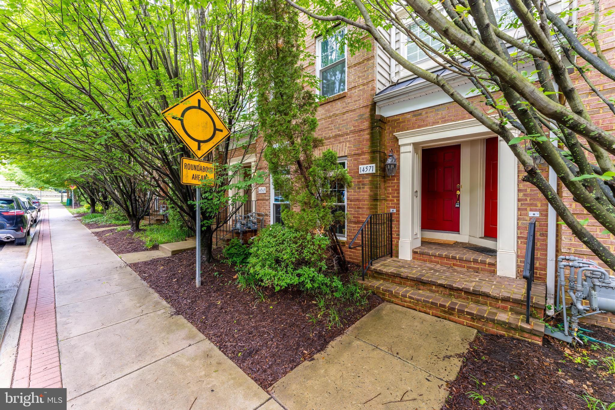 VILLAGE PLACE - Residential