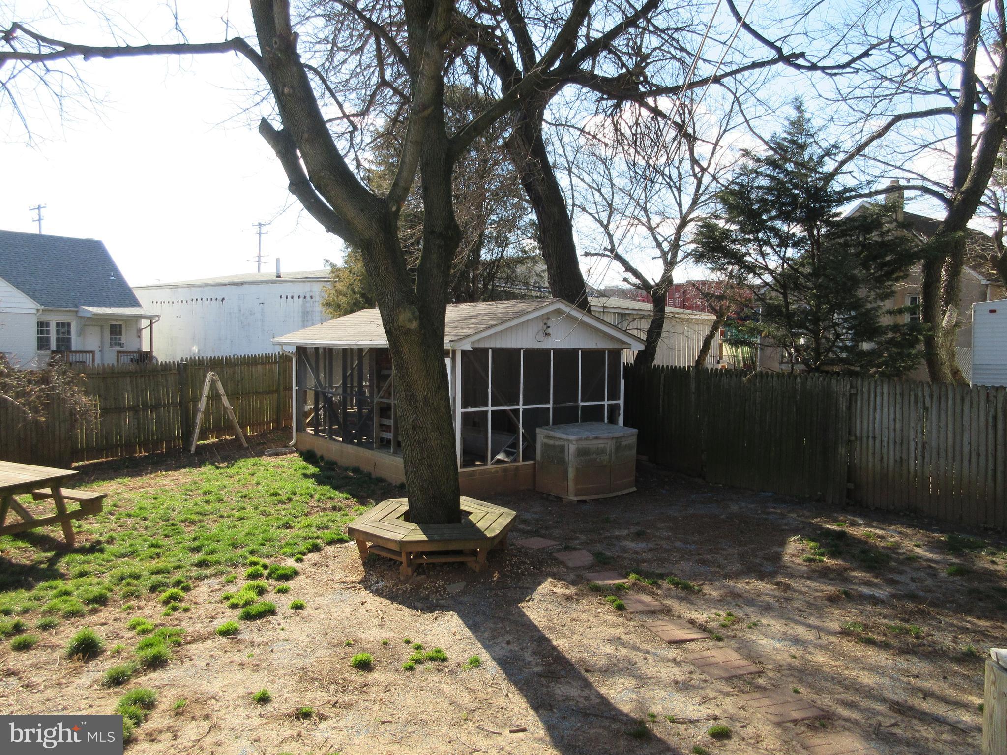 WINDSOR MILL - Residential