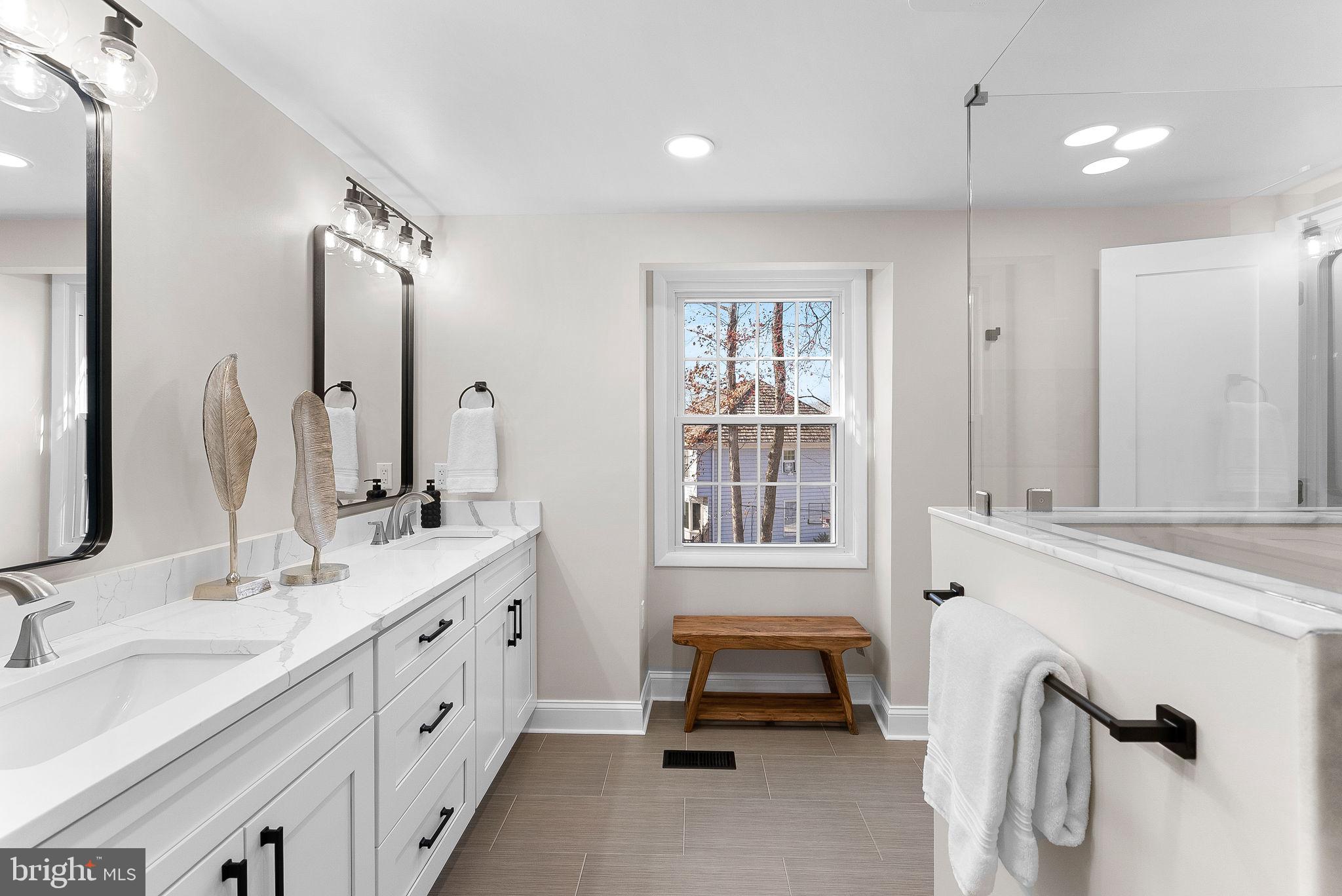 FOX MILL ESTATES - Residential