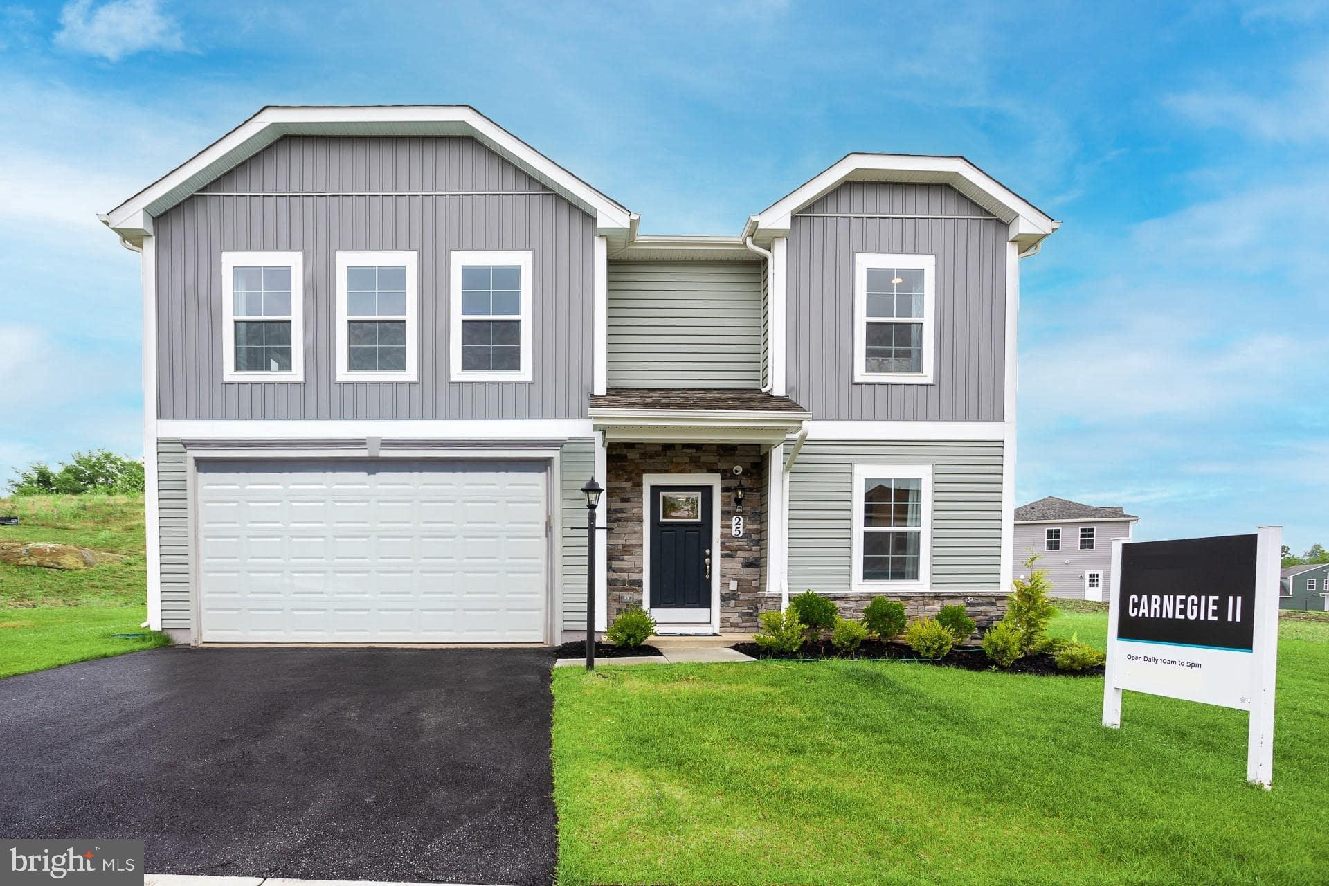 KING'S CROSSING - Residential