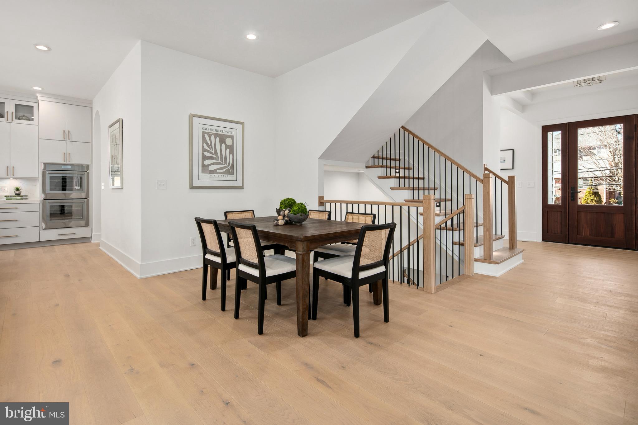 BERKSHIRE OAKWOOD - Residential