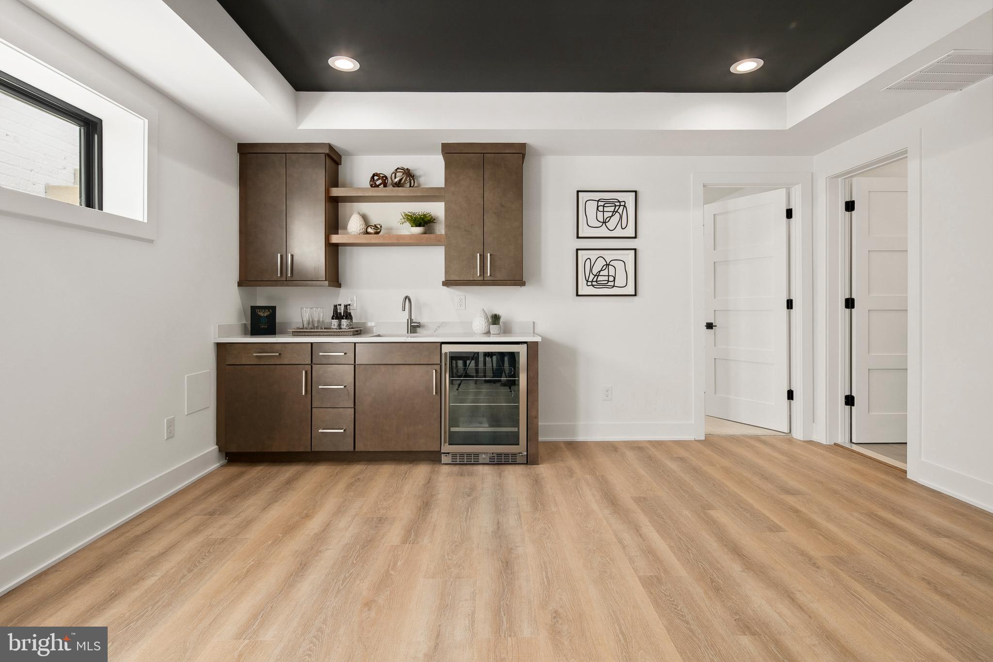 BERKSHIRE OAKWOOD - Residential