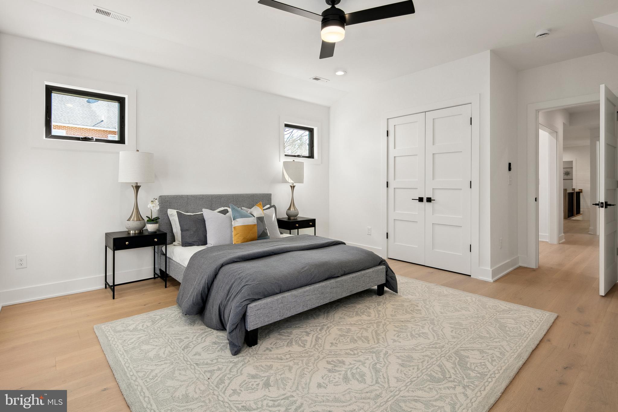 BERKSHIRE OAKWOOD - Residential