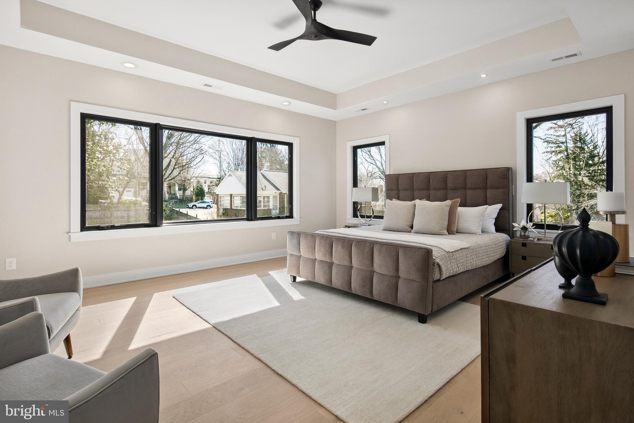 BERKSHIRE OAKWOOD - Residential