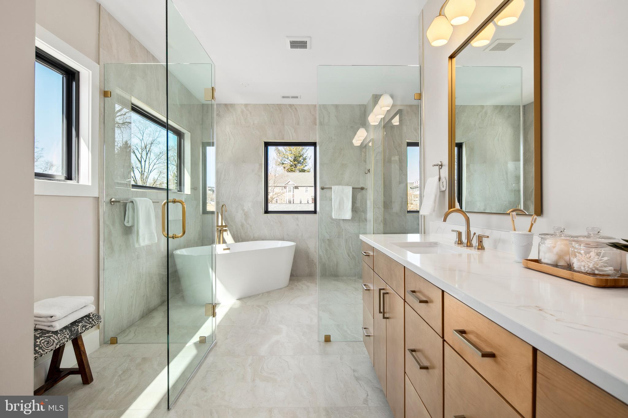BERKSHIRE OAKWOOD - Residential