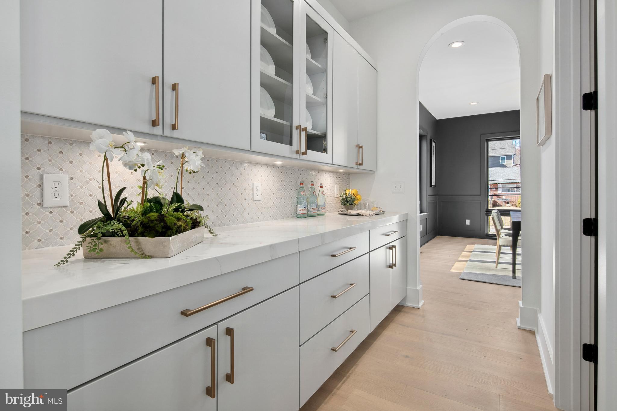 BERKSHIRE OAKWOOD - Residential