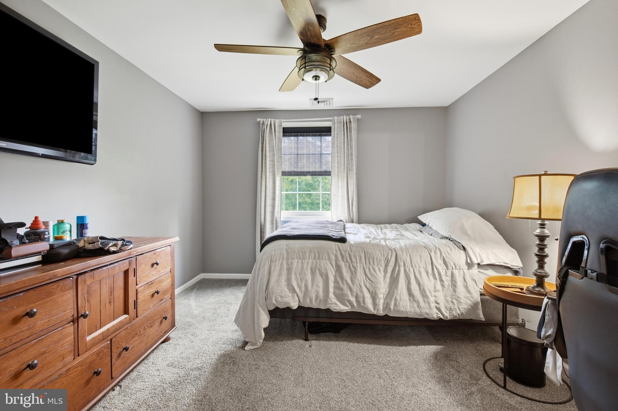 THORNHILL - Residential