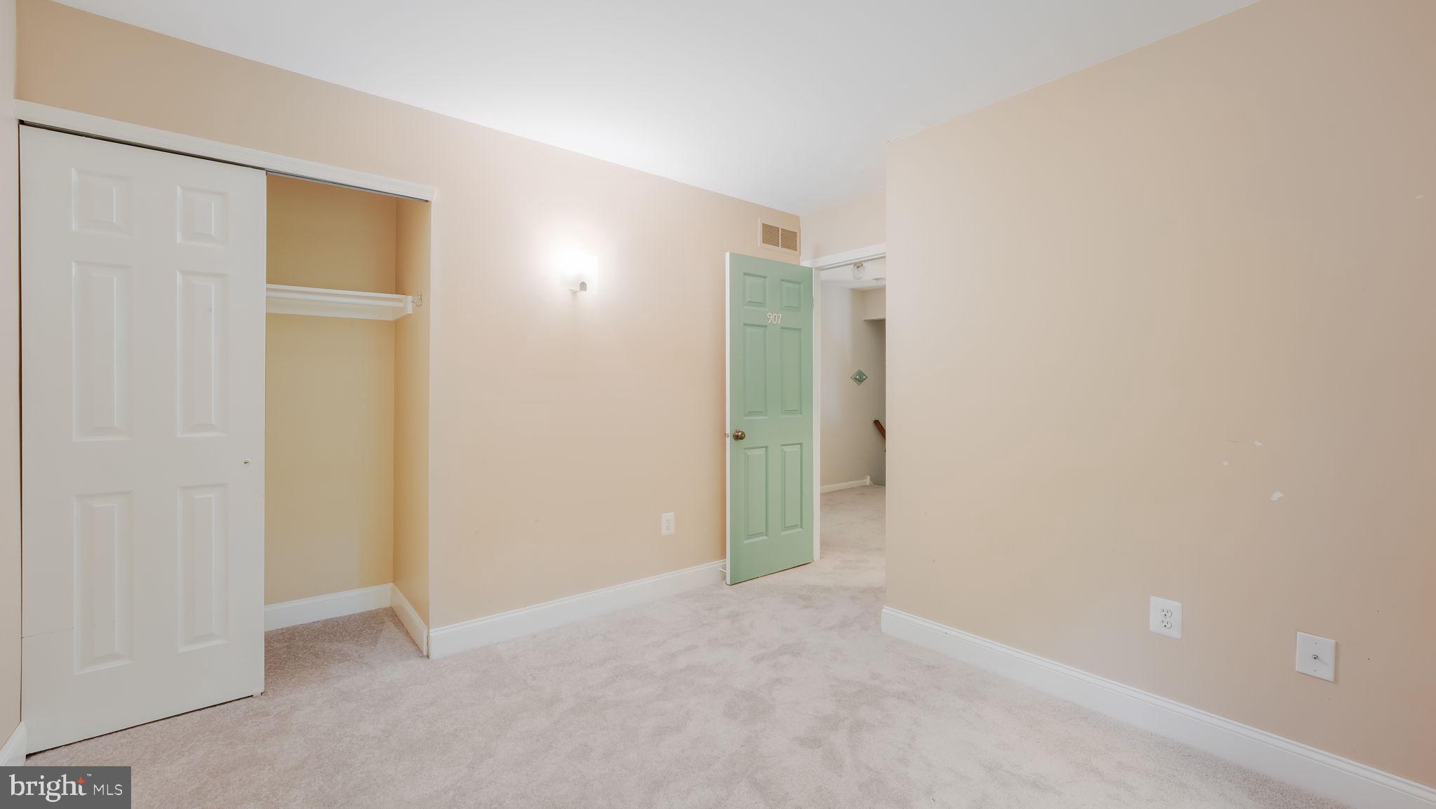 SYLVERSMYTHE - Residential