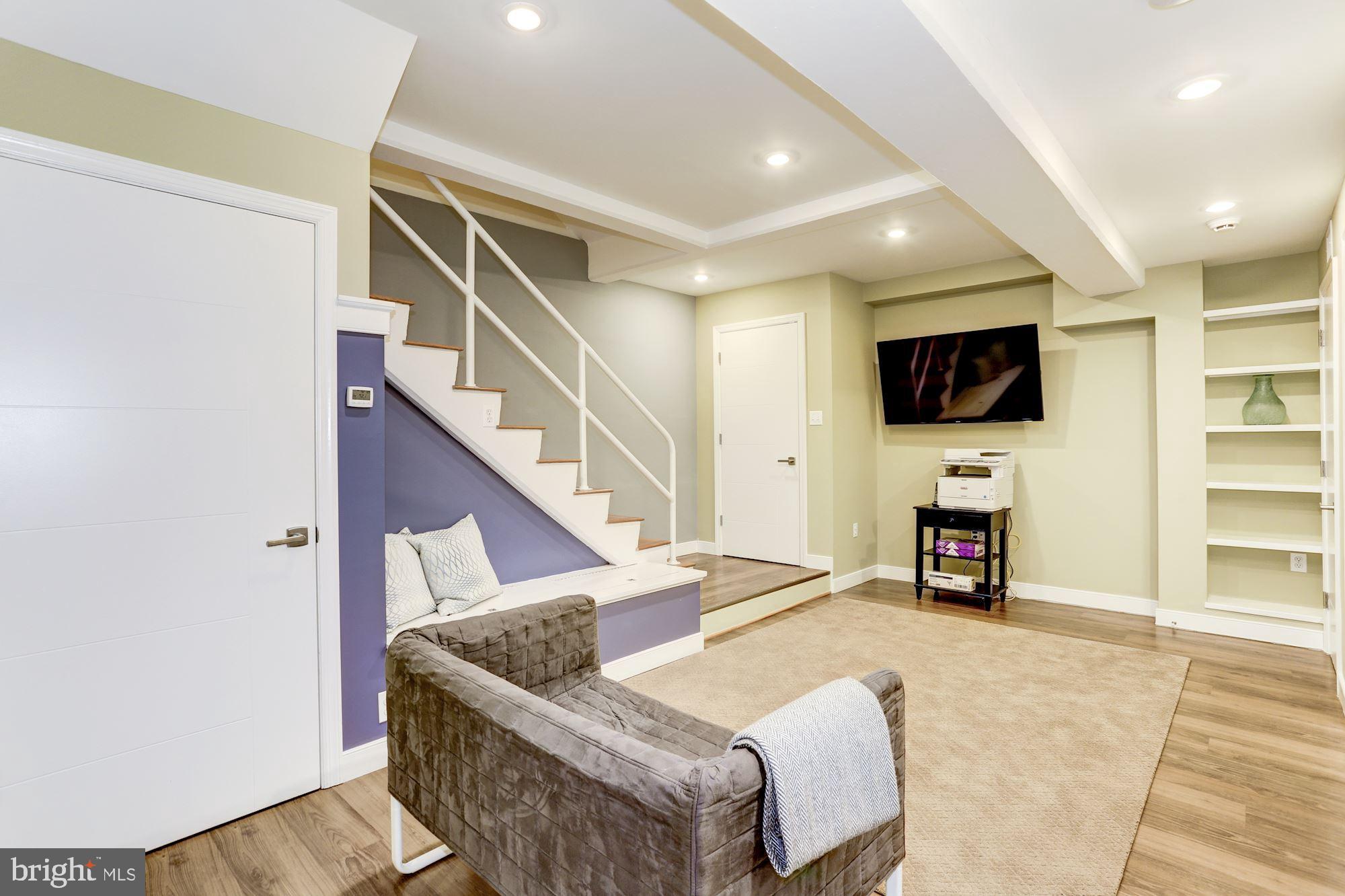 GEORGETOWN - Residential