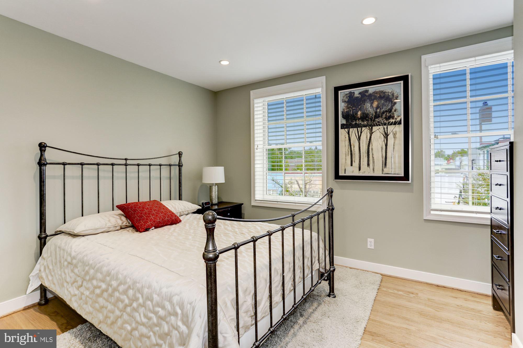 GEORGETOWN - Residential