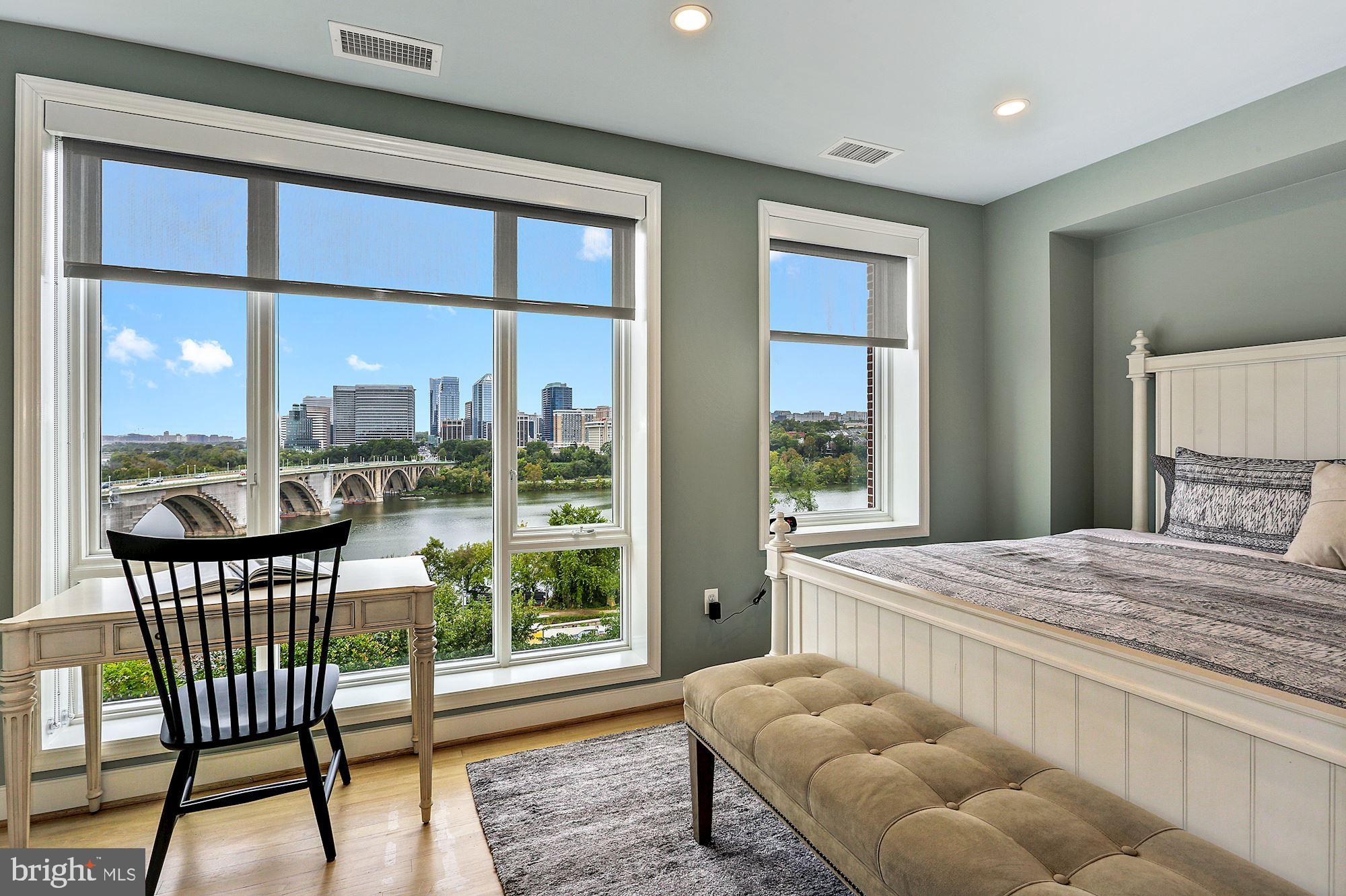 GEORGETOWN - Residential