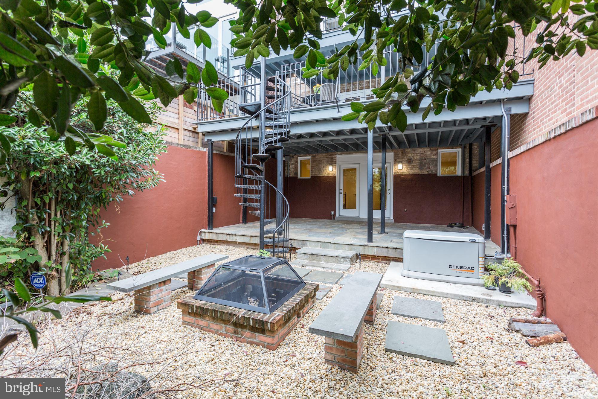 GEORGETOWN - Residential
