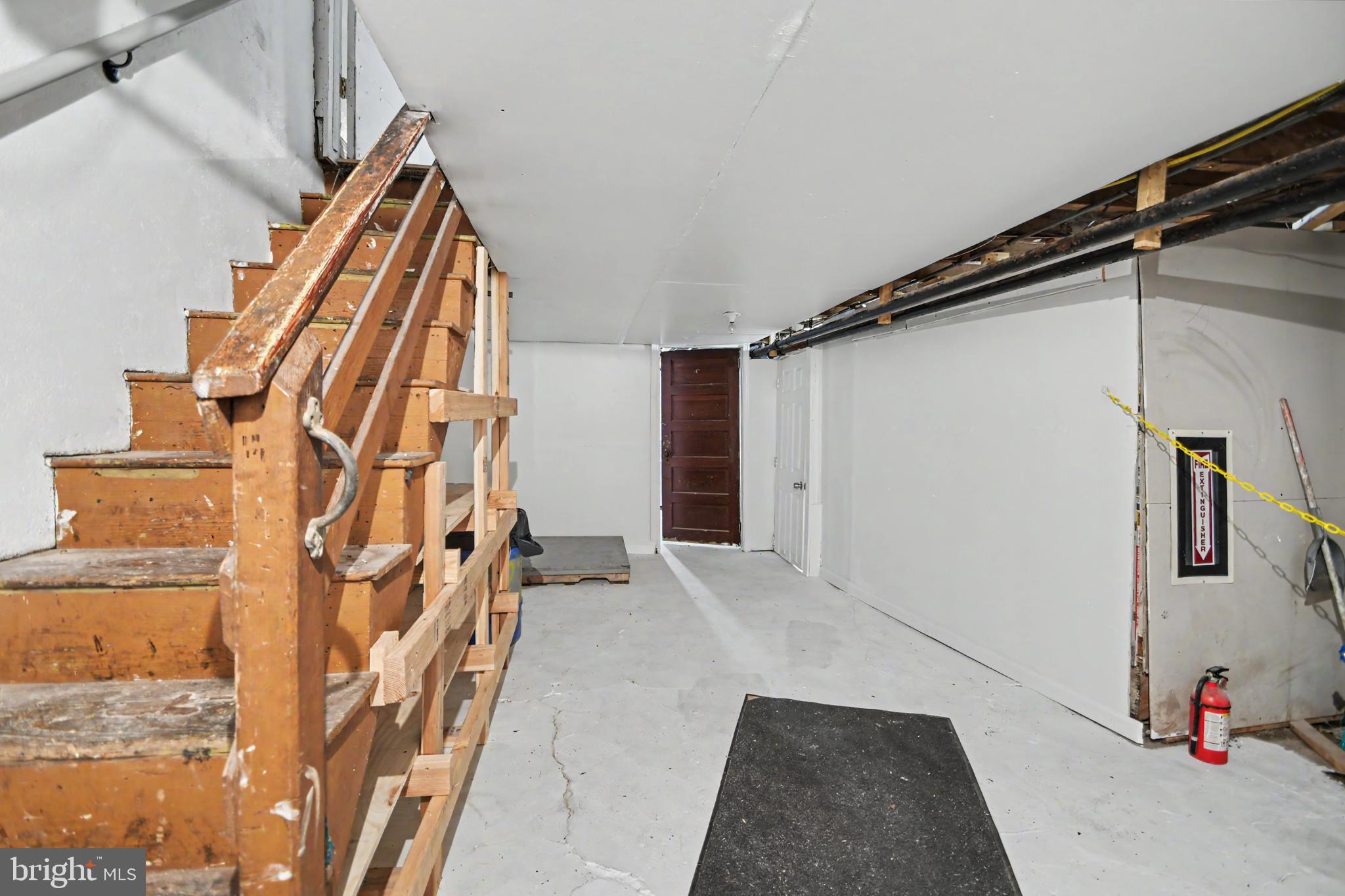 ALLEGHENY WEST - Residential Lease