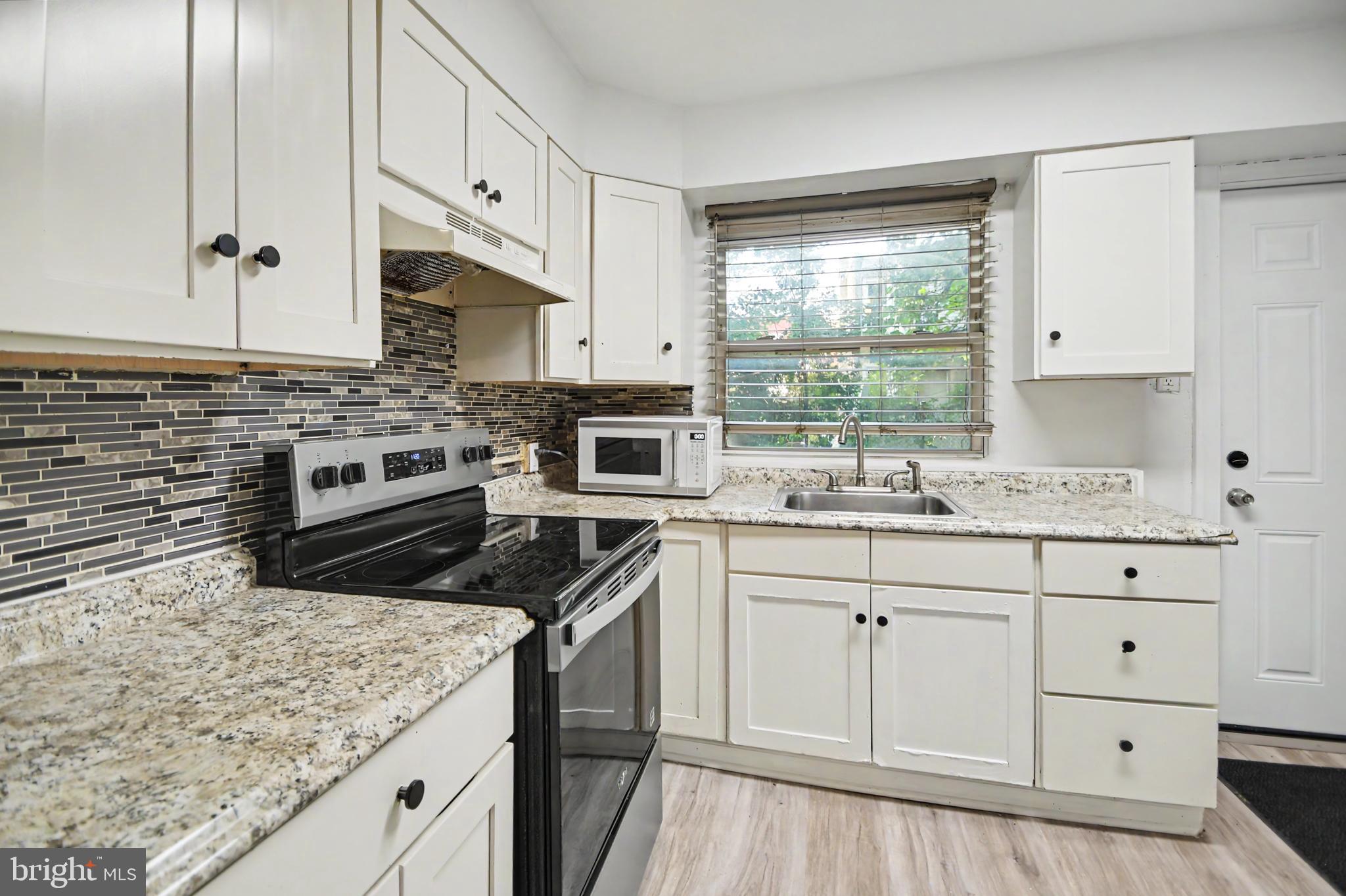 ALLEGHENY WEST - Residential Lease
