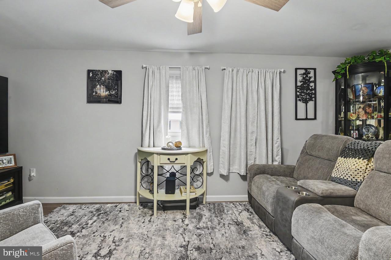 MURRAY MANOR II - Residential