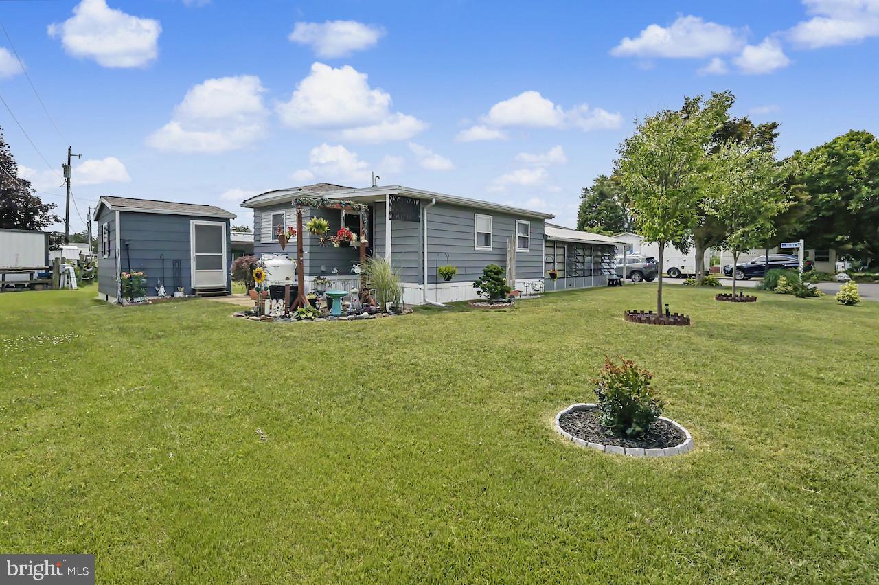 MURRAY MANOR II - Residential