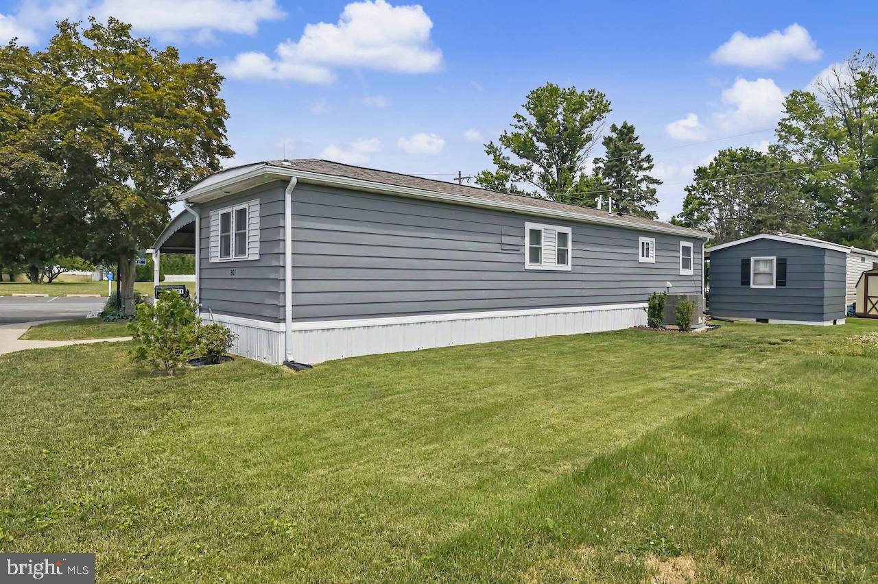 MURRAY MANOR II - Residential