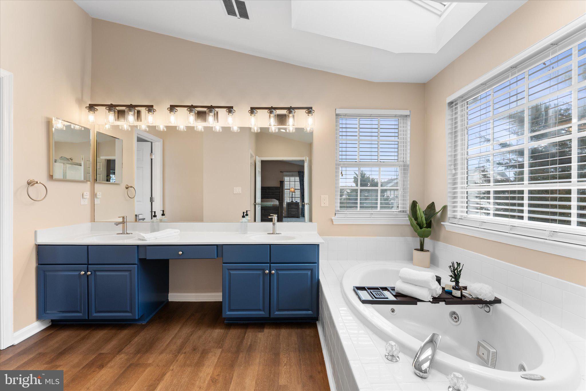 KINGSBROOKE - Residential