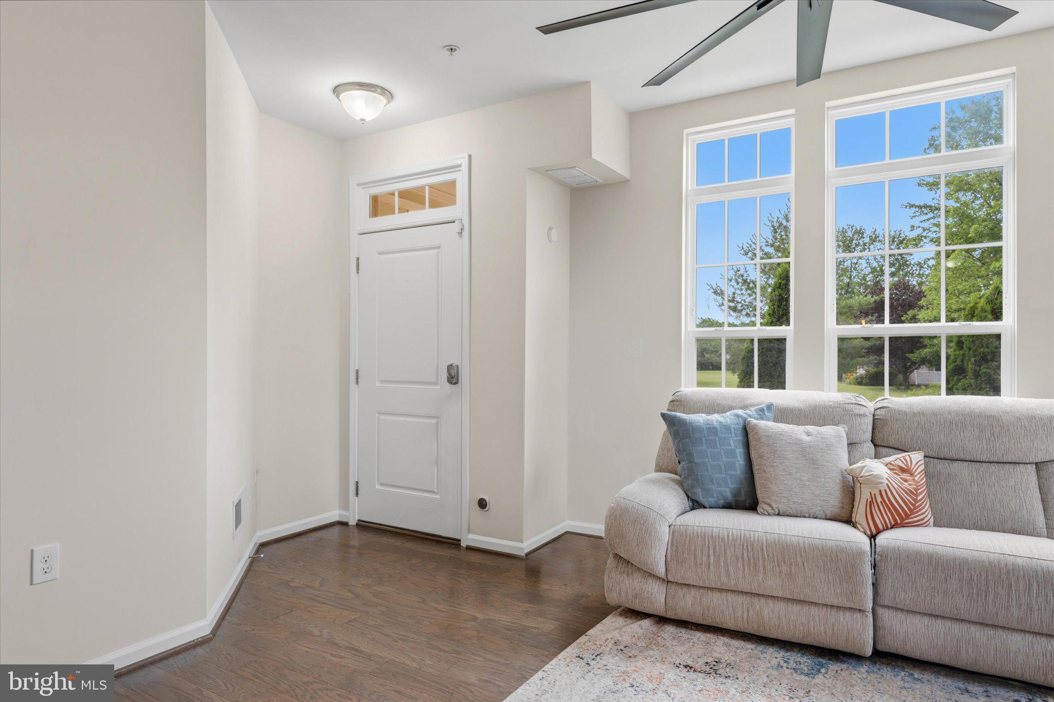 EAST GATE 3 CONDOMINIUM - Residential