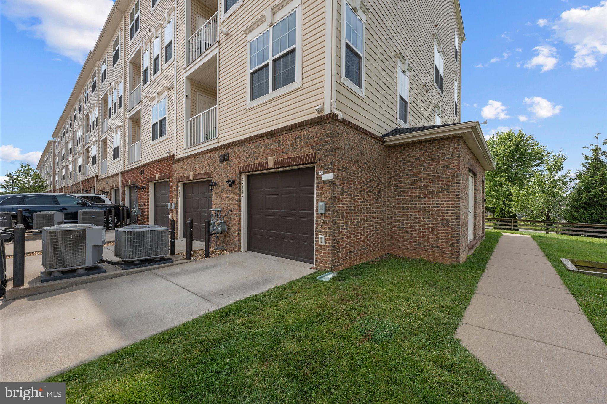 EAST GATE 3 CONDOMINIUM - Residential