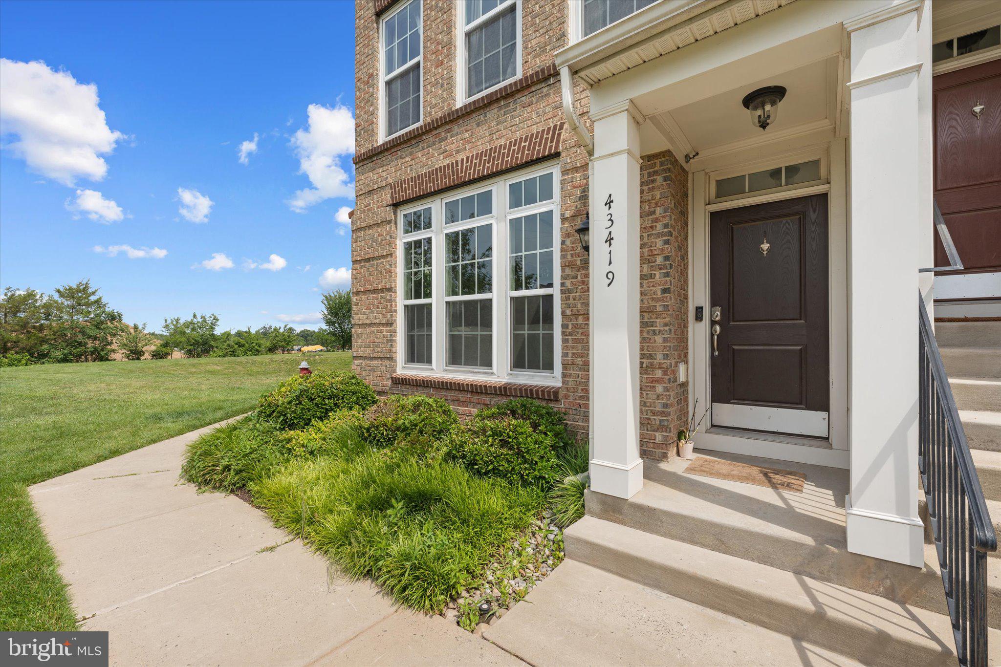 EAST GATE 3 CONDOMINIUM - Residential