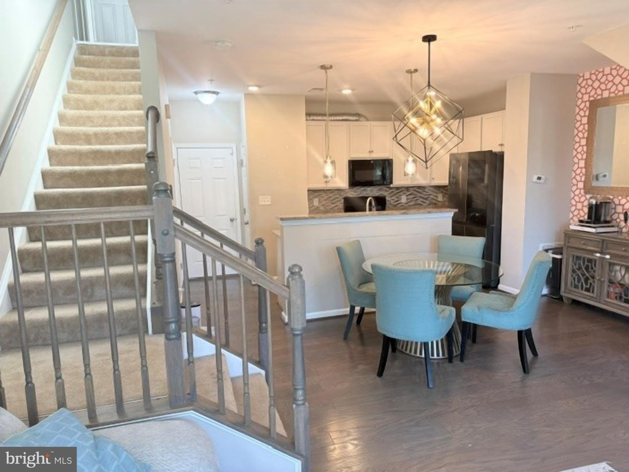 EAST GATE 3 CONDOMINIUM - Residential