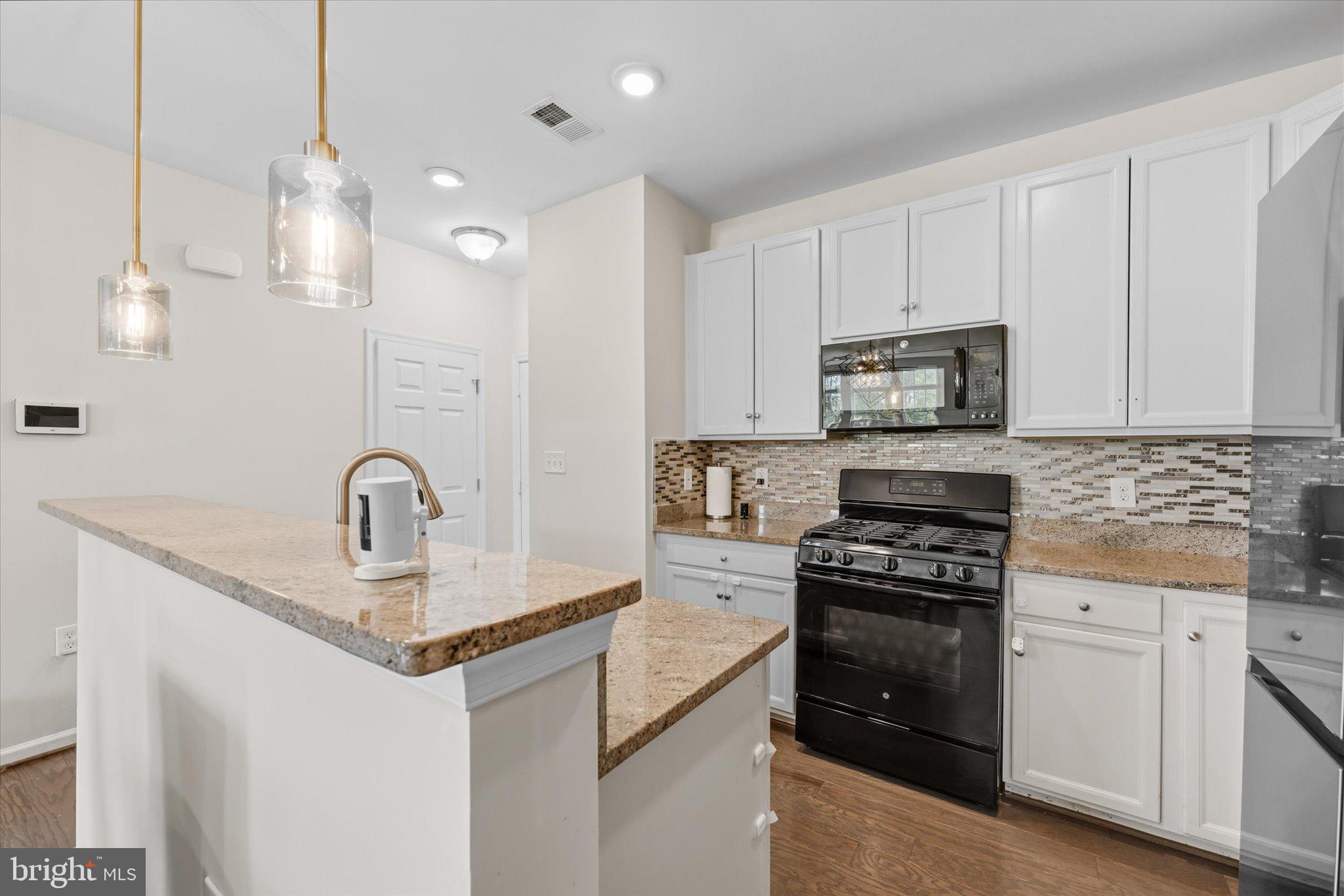 EAST GATE 3 CONDOMINIUM - Residential