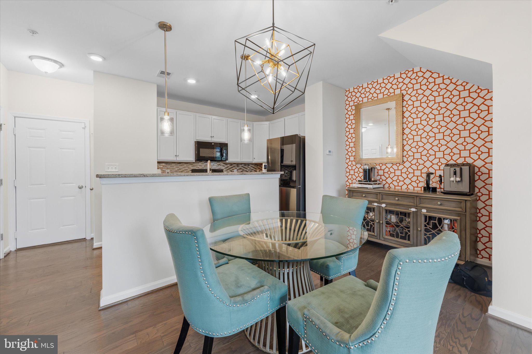 EAST GATE 3 CONDOMINIUM - Residential
