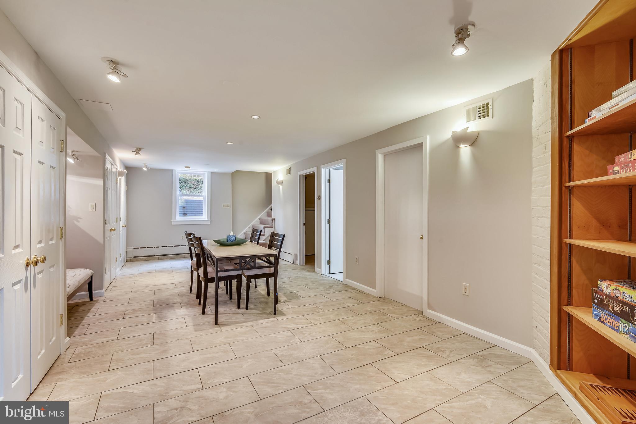ROSEMONT - Residential
