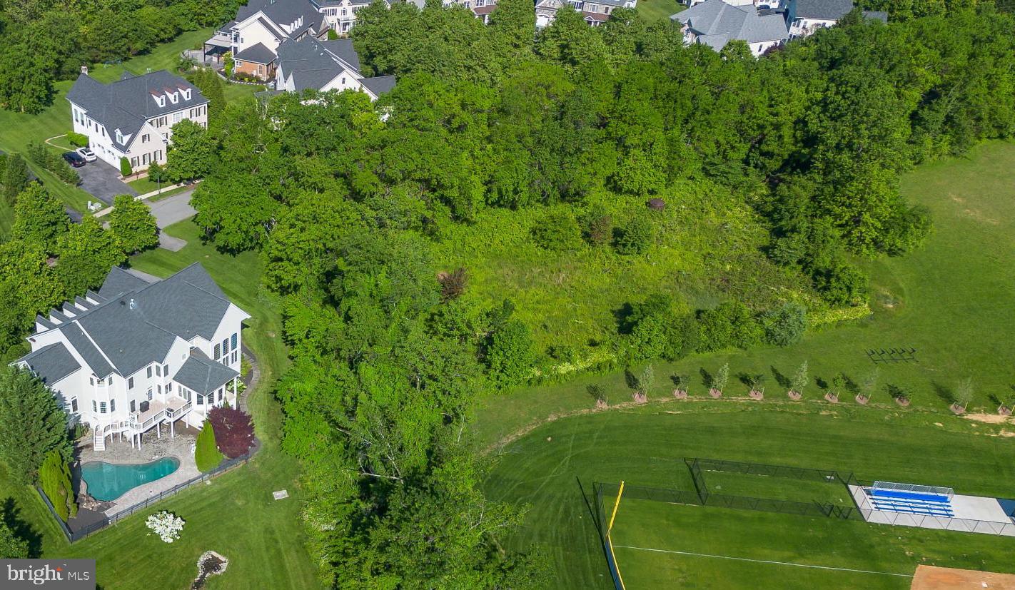 AUBURN VILLAGE AT SANDY SPRING - Residential