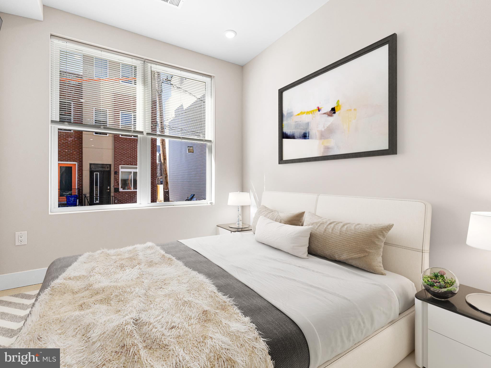 PORT RICHMOND - Residential Income