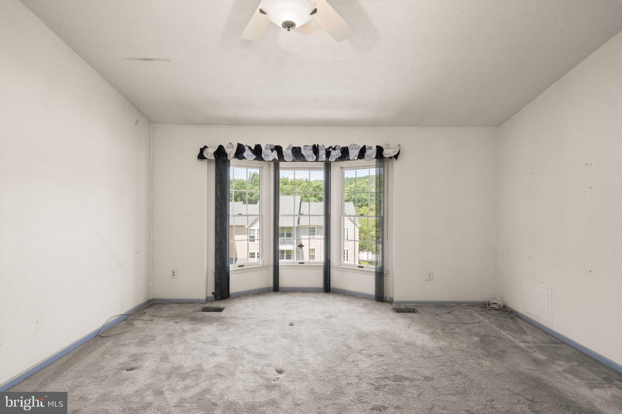 GREENSPRING EAST - Residential