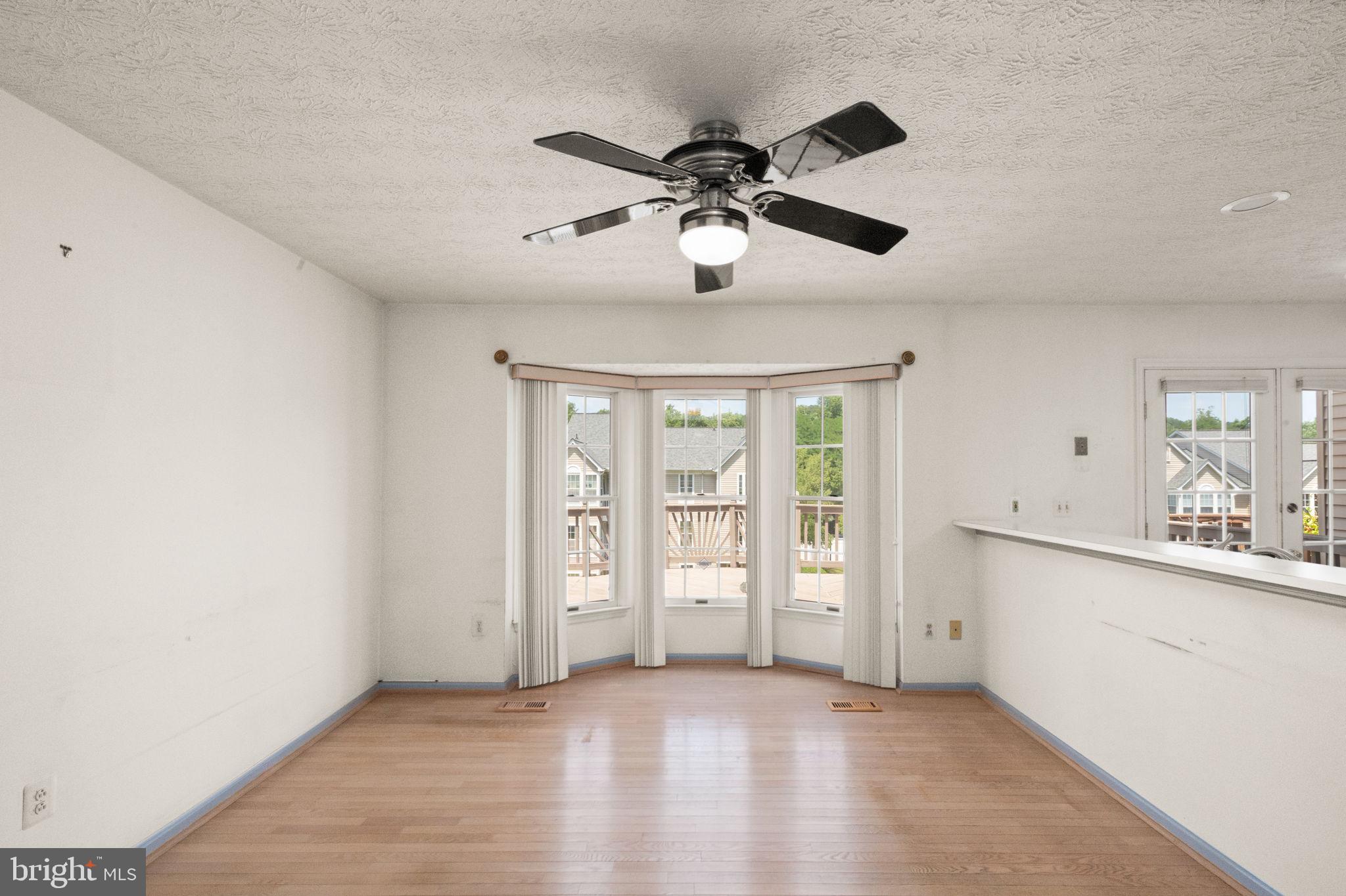 GREENSPRING EAST - Residential