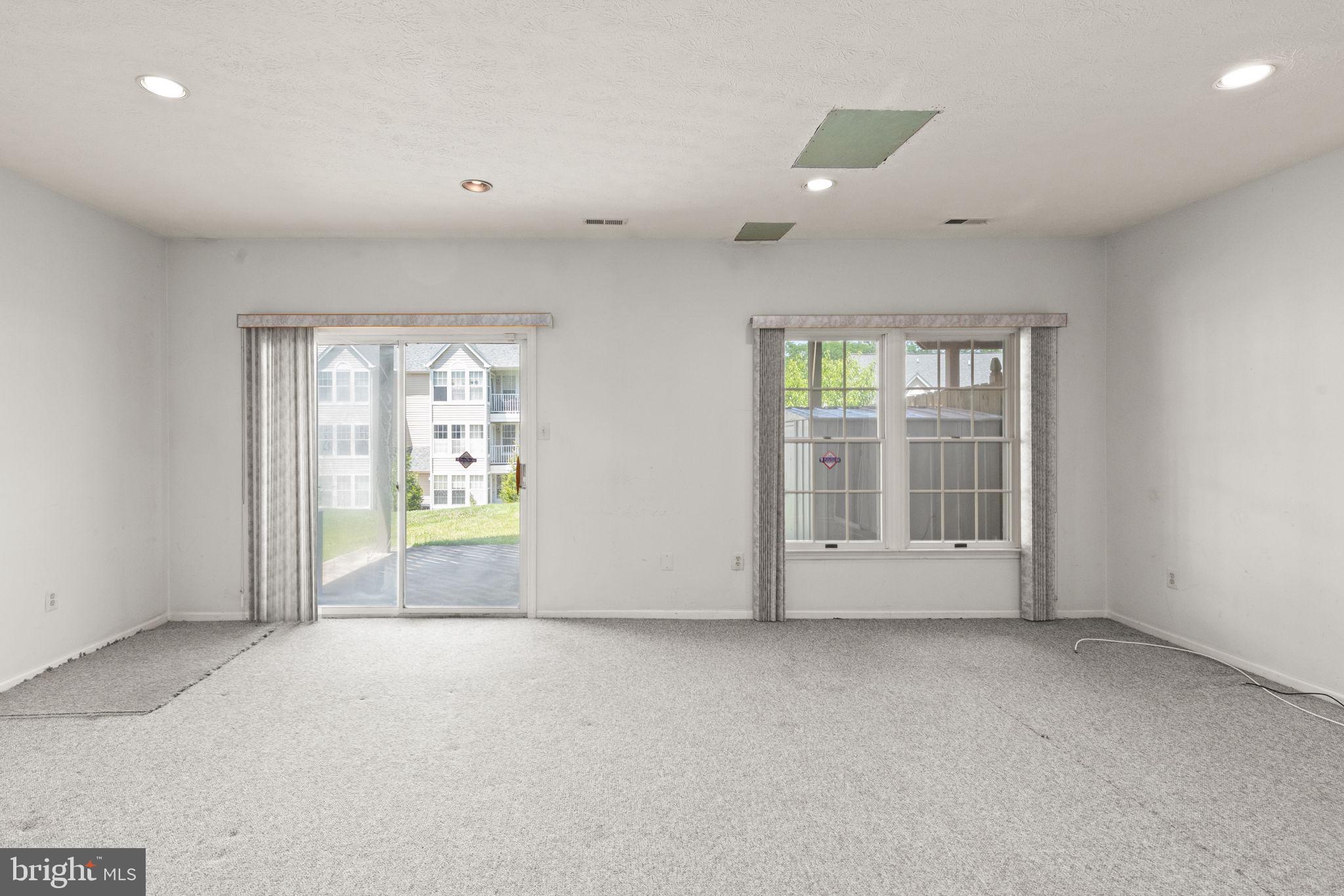 GREENSPRING EAST - Residential
