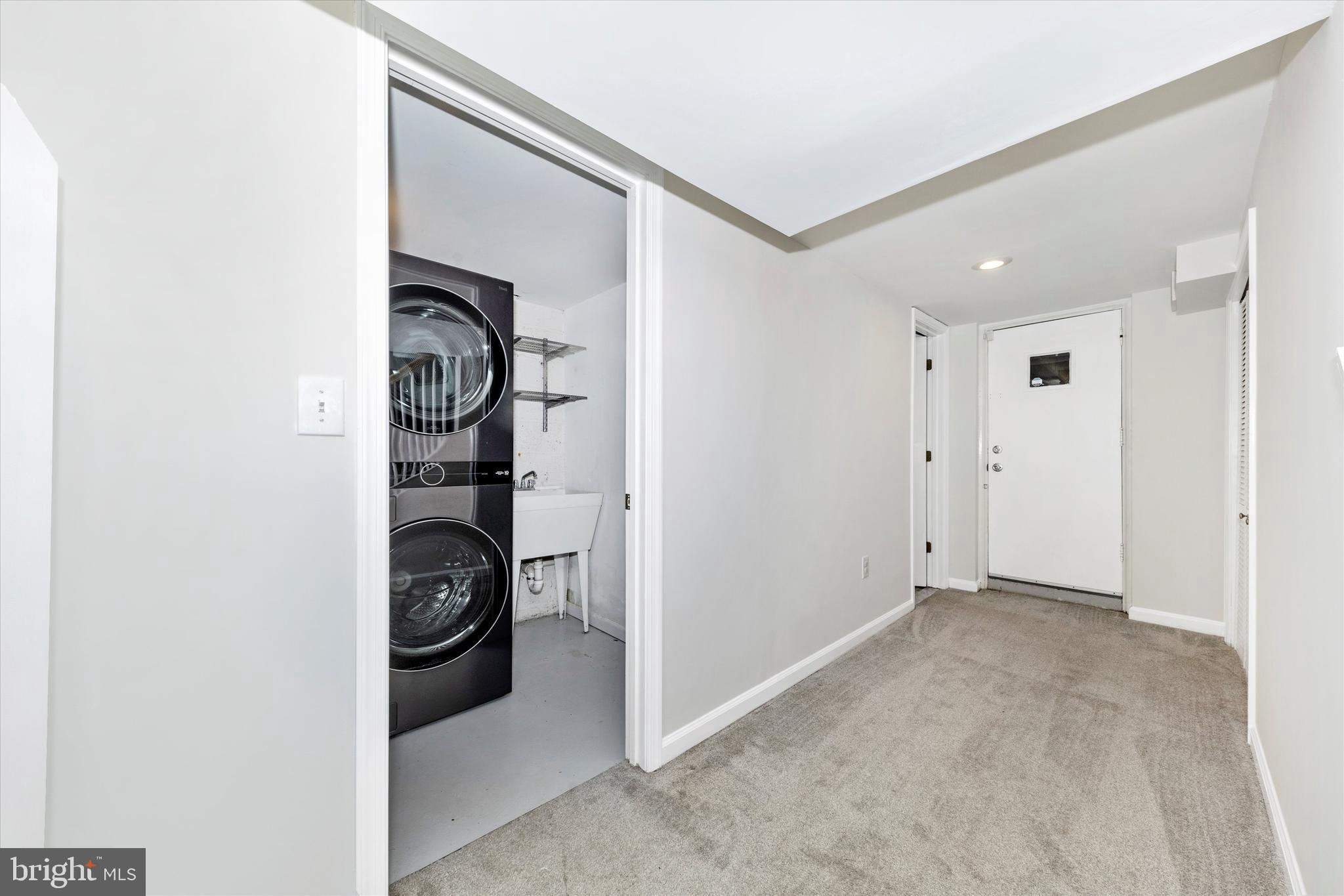 WHEATON HILLS - Residential