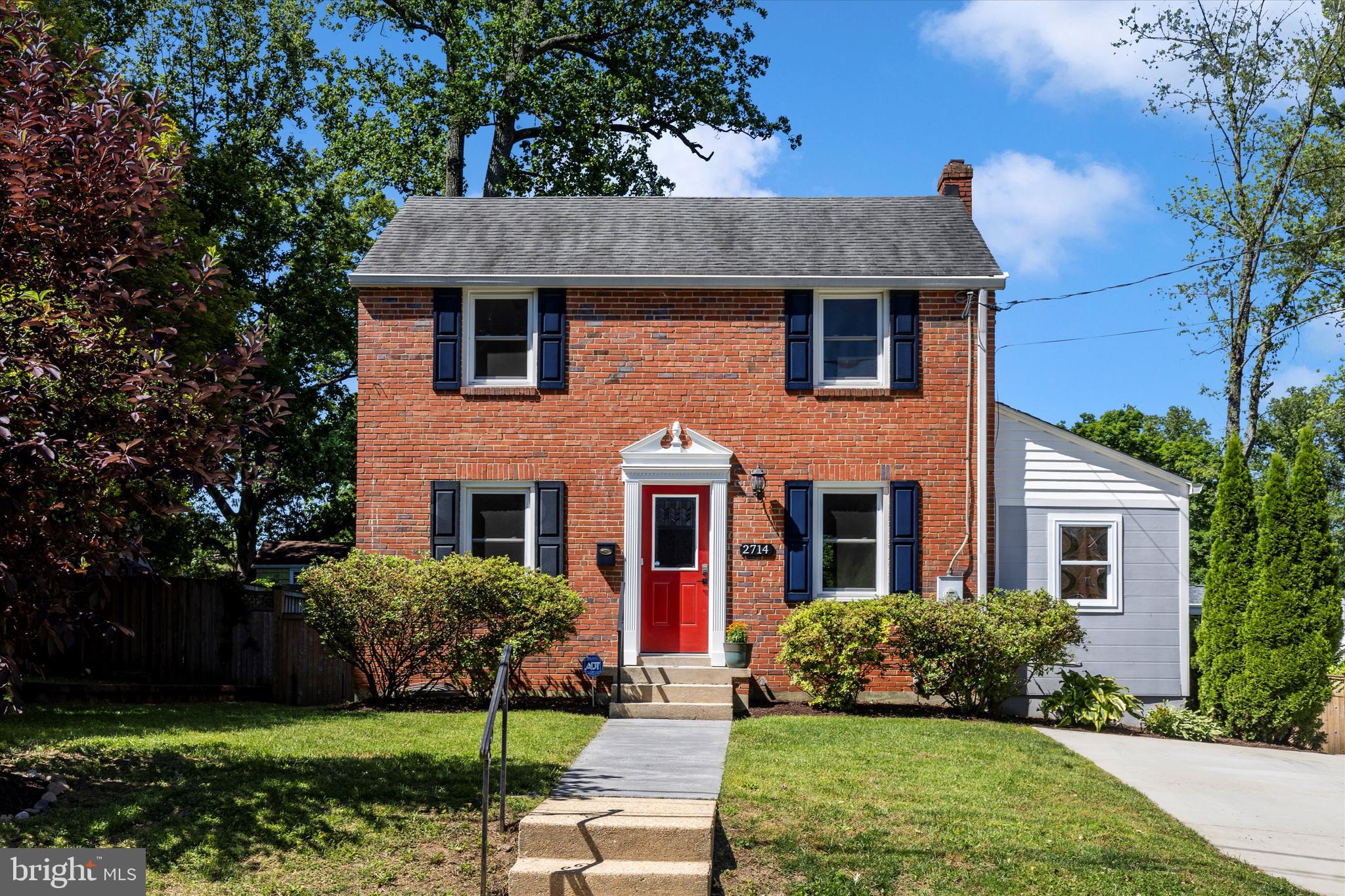 WHEATON HILLS - Residential