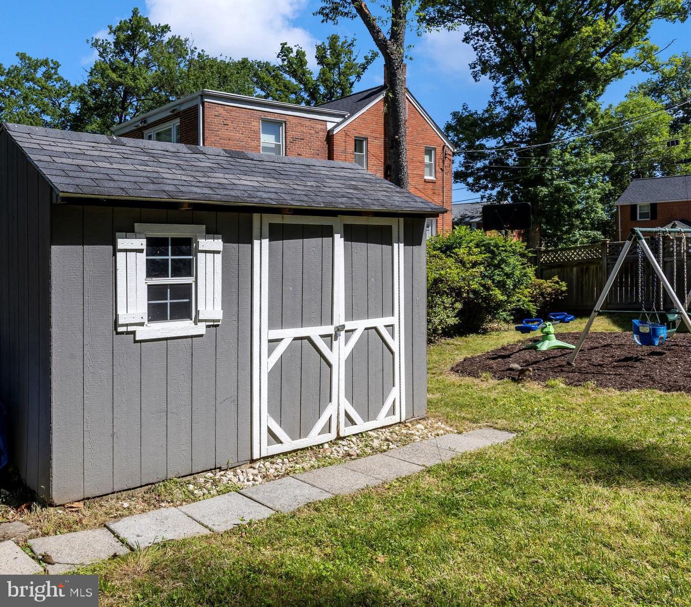 WHEATON HILLS - Residential