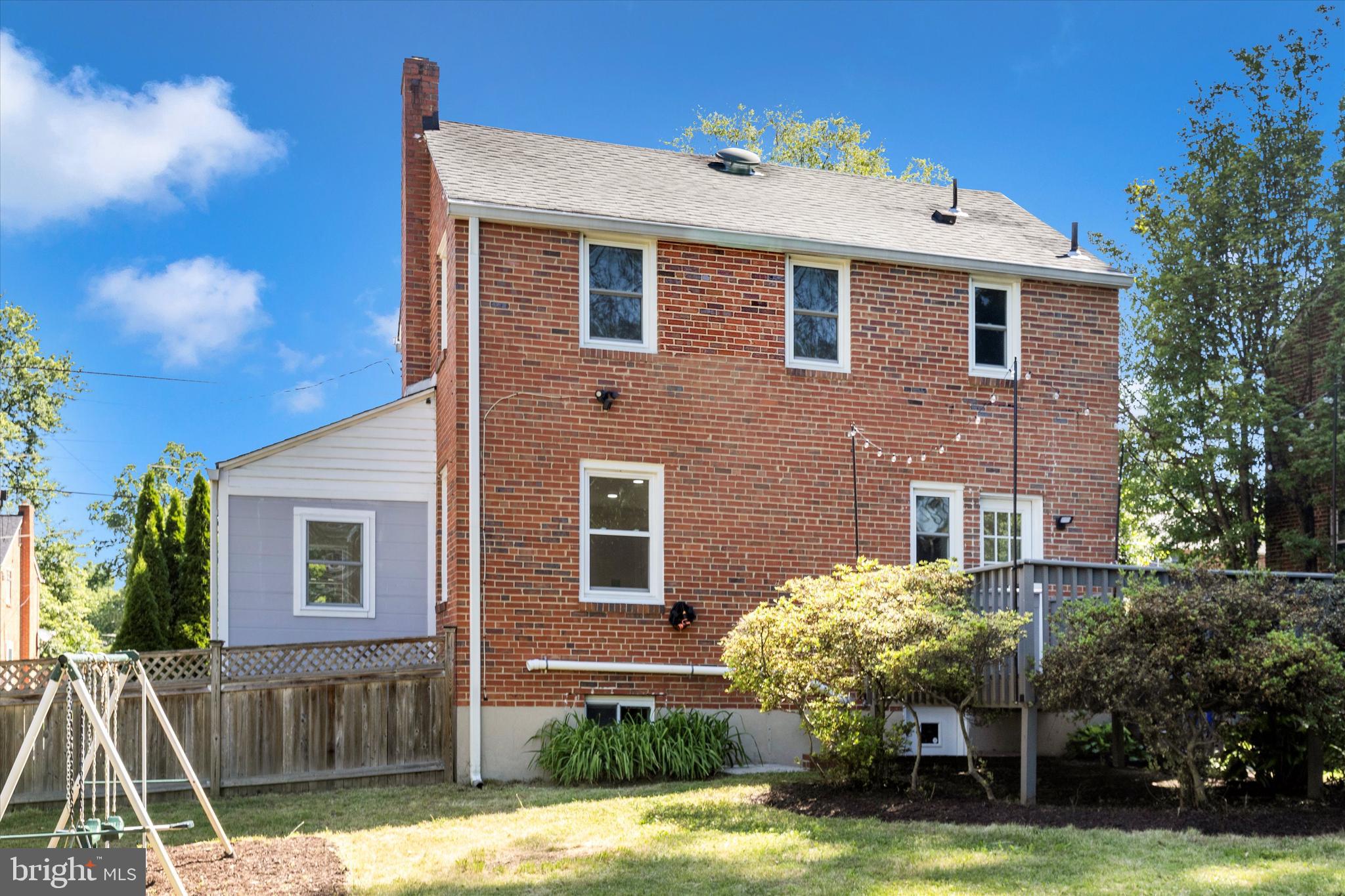 WHEATON HILLS - Residential