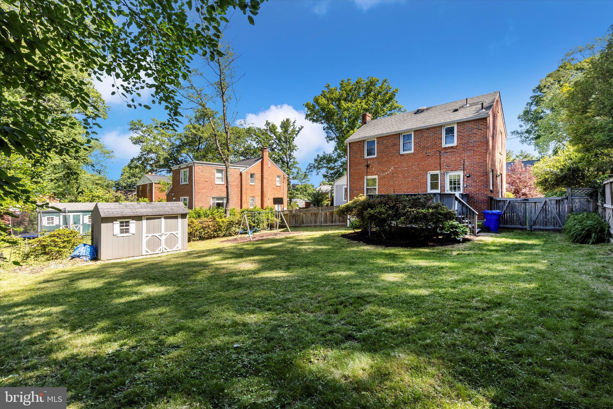 WHEATON HILLS - Residential