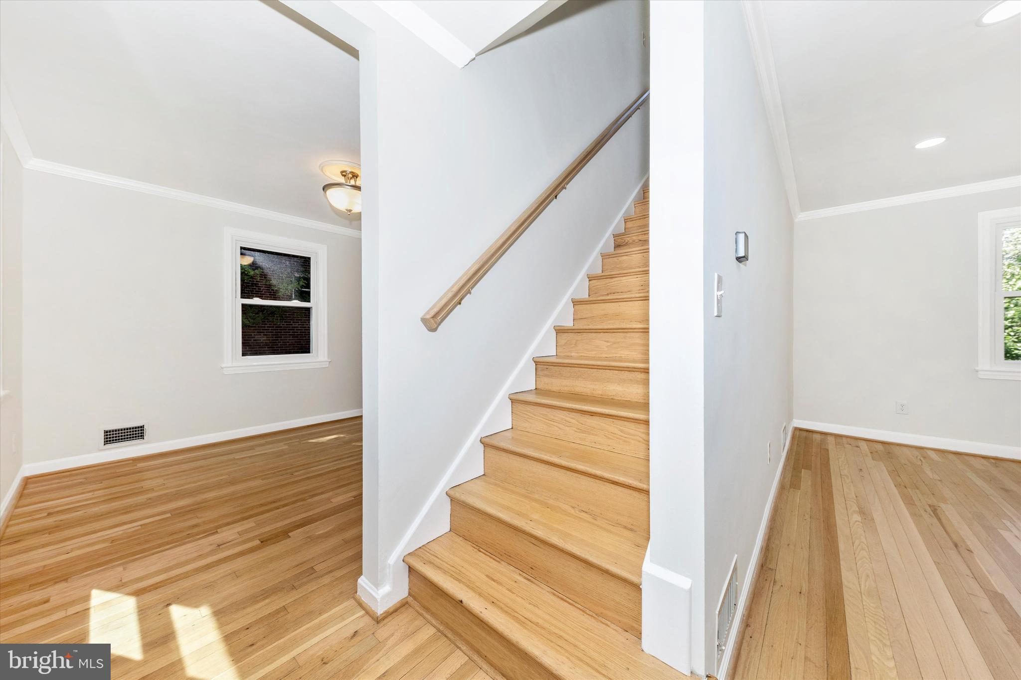 WHEATON HILLS - Residential