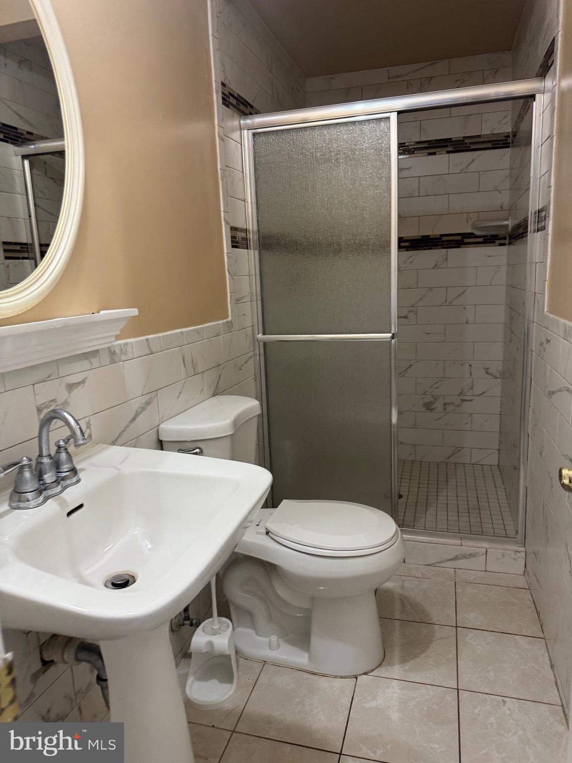 NORTH PINE RIDGE - Residential Lease
