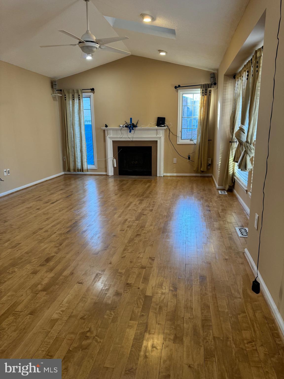 NORTH PINE RIDGE - Residential Lease