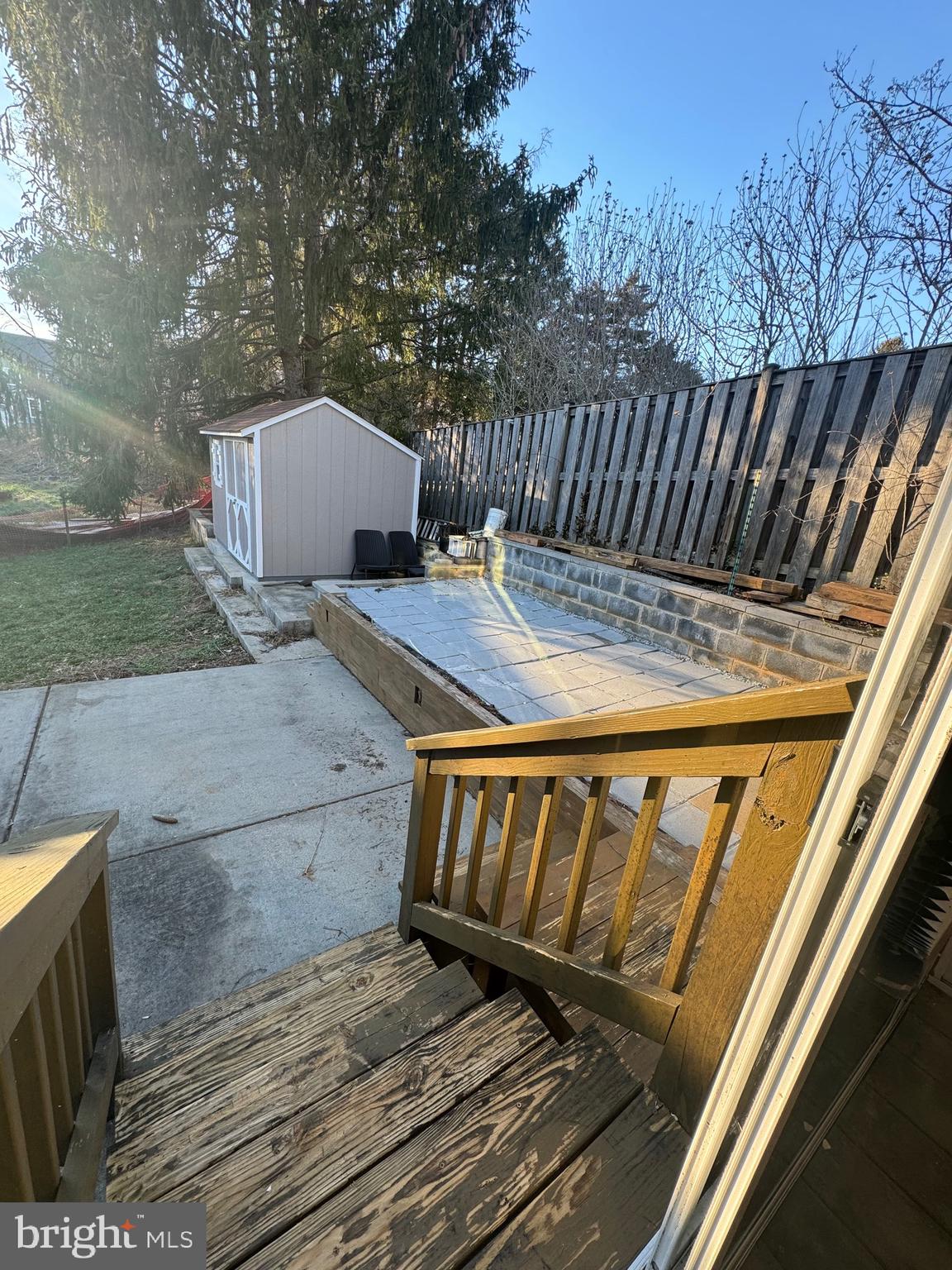 NORTH PINE RIDGE - Residential Lease