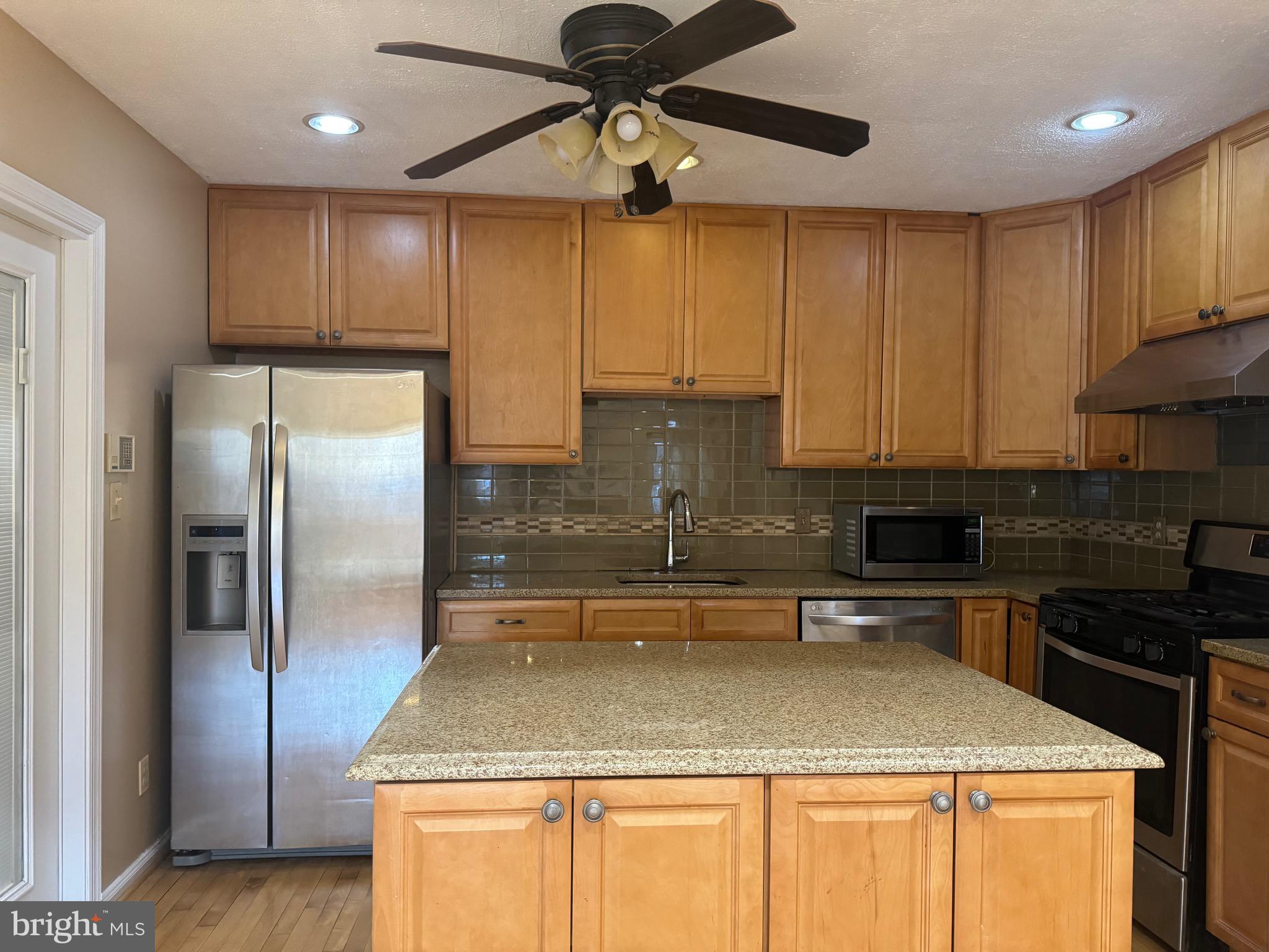 NORTH PINE RIDGE - Residential Lease
