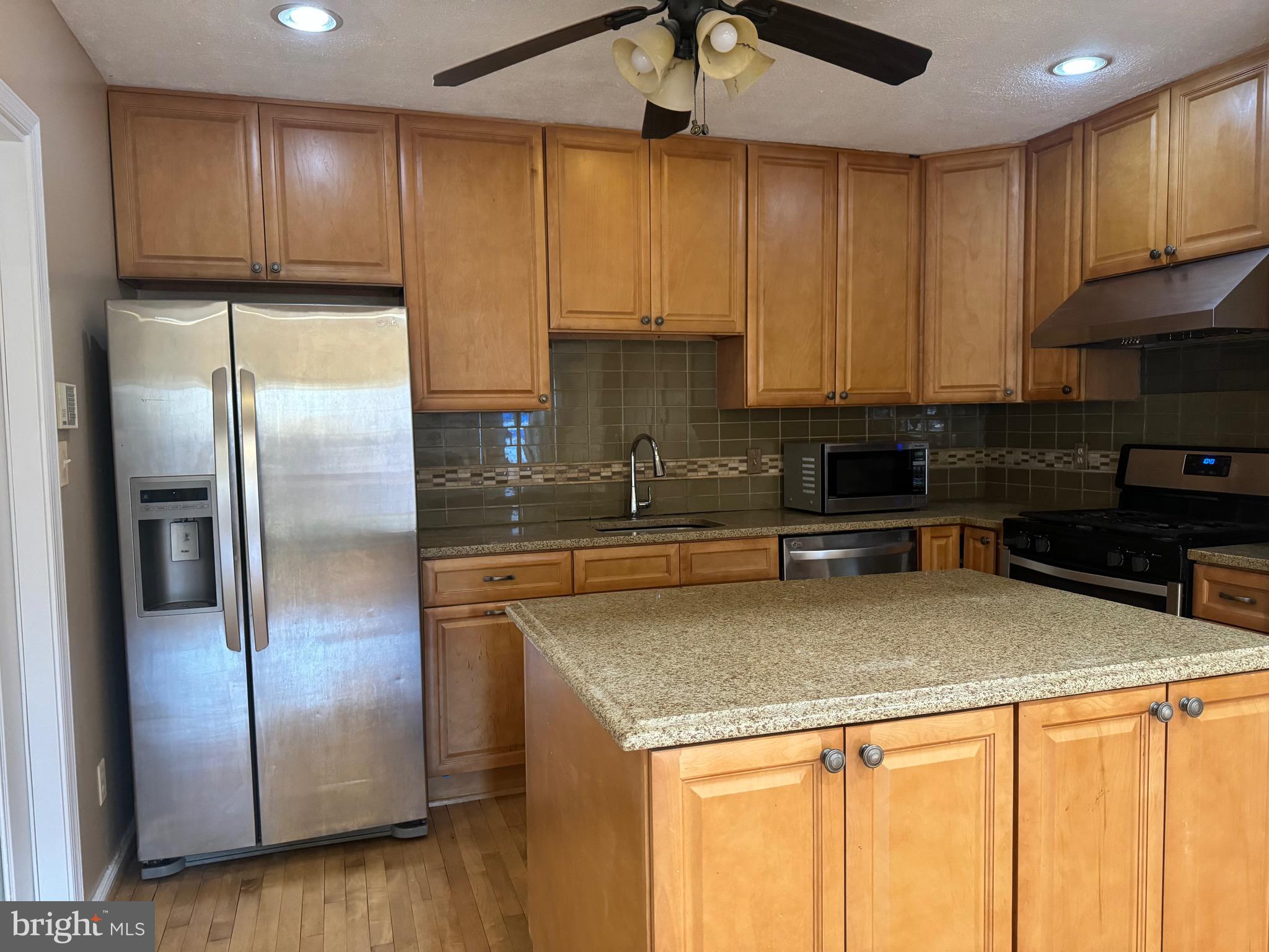 NORTH PINE RIDGE - Residential Lease
